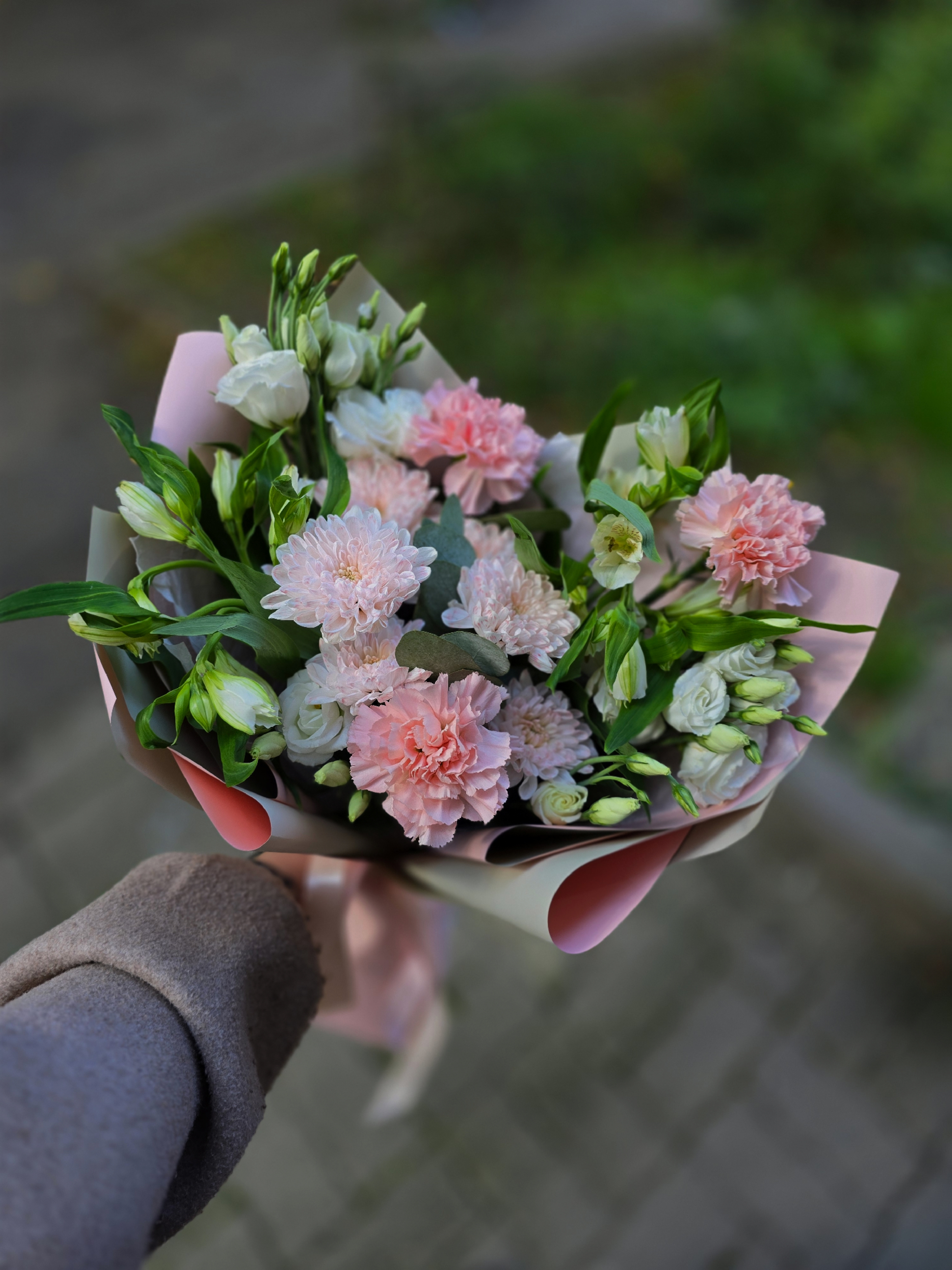 Сборный букет с диантусами