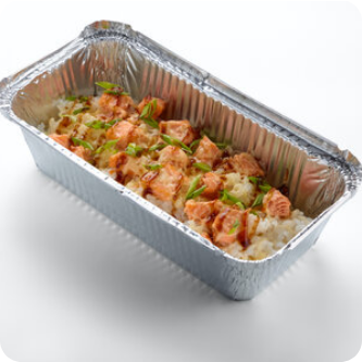 Лосось на рисовой подушке