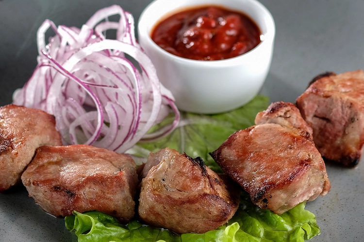 Шашлык из свиной шеи