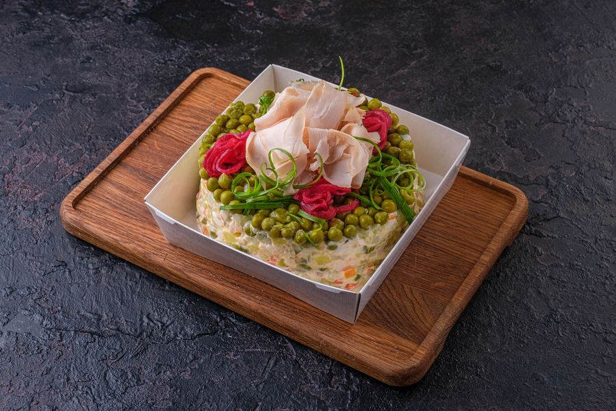 Оливье с копченой курицей