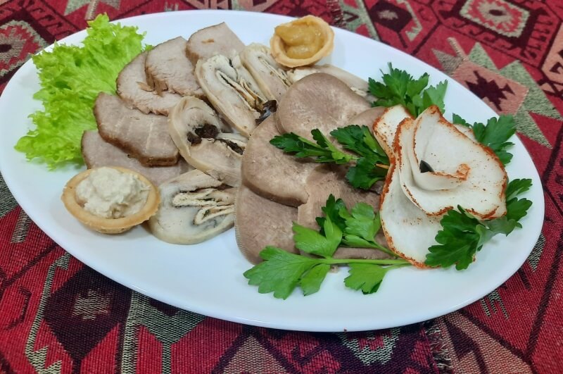 Ассорти мясное