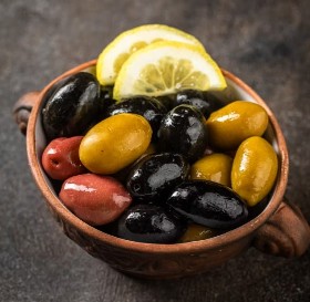 Маслины и Оливки / Olives and olives