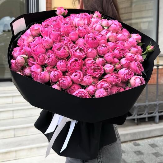 Букет пионы пионовидные кустовые розы