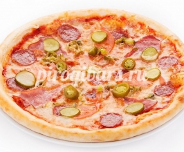 Пицца салями с халапеньо