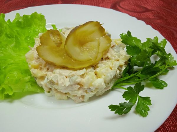 Салат столичный