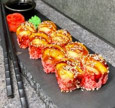 Запеченный с крабом в икре Max