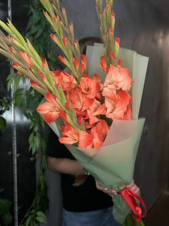 Букет из гладиолусов