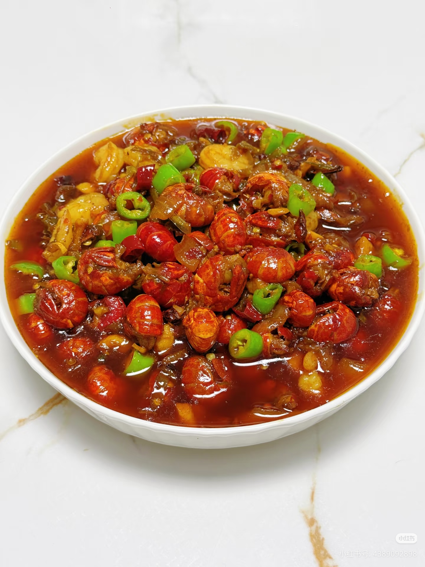 H-39 麻辣龙虾尾 Острые раковые хвосты.