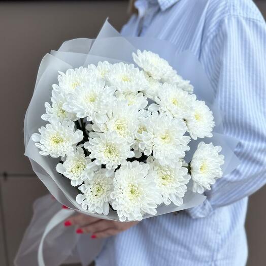 Букет комплимент из хризантем 