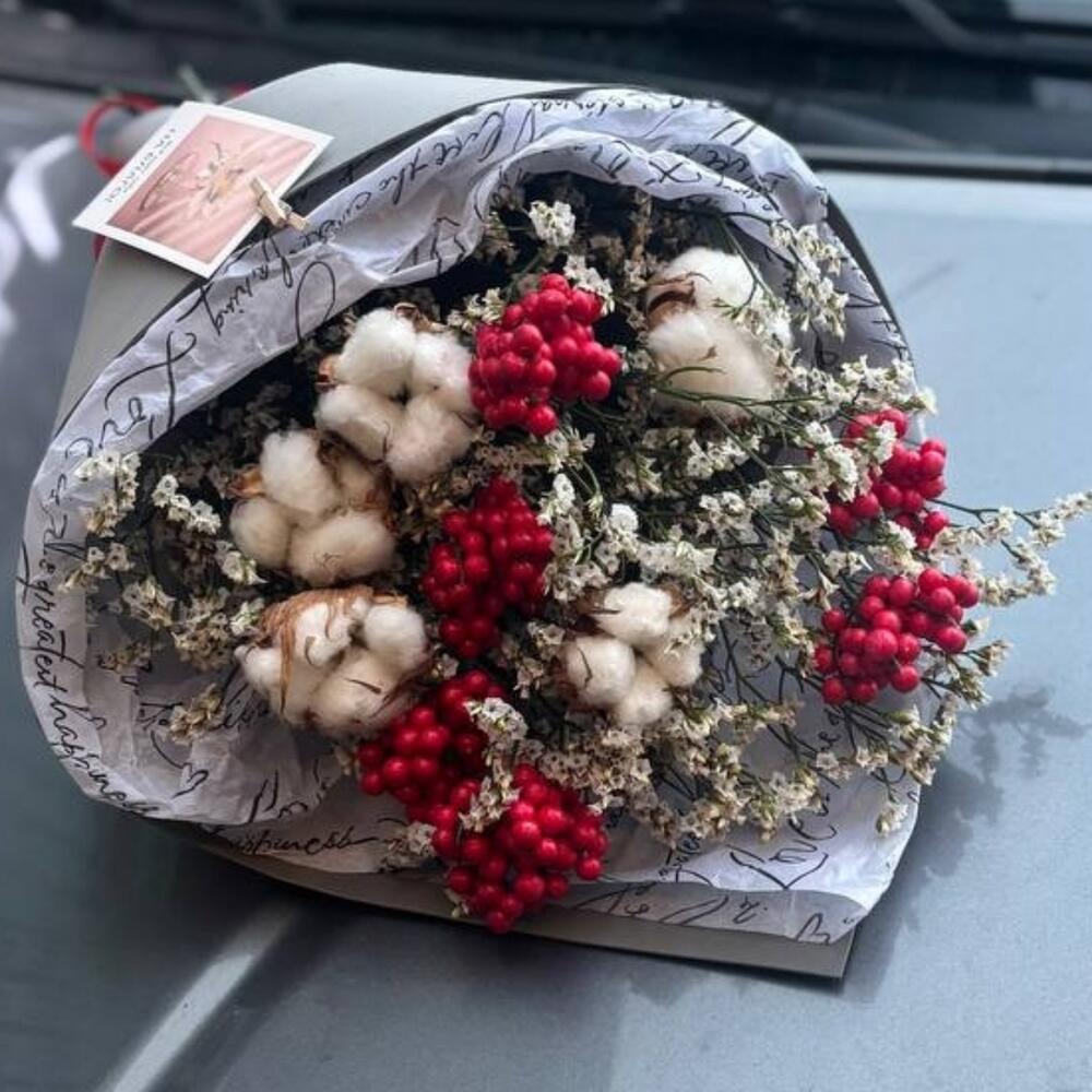 Цветочно-ягодный