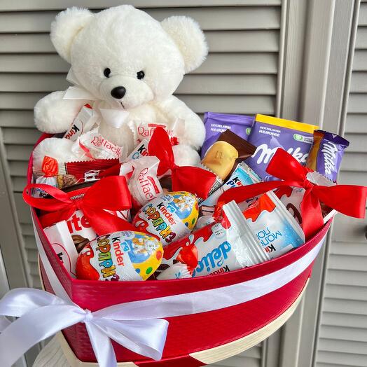 Киндеры сладости набор мишка плюшевый