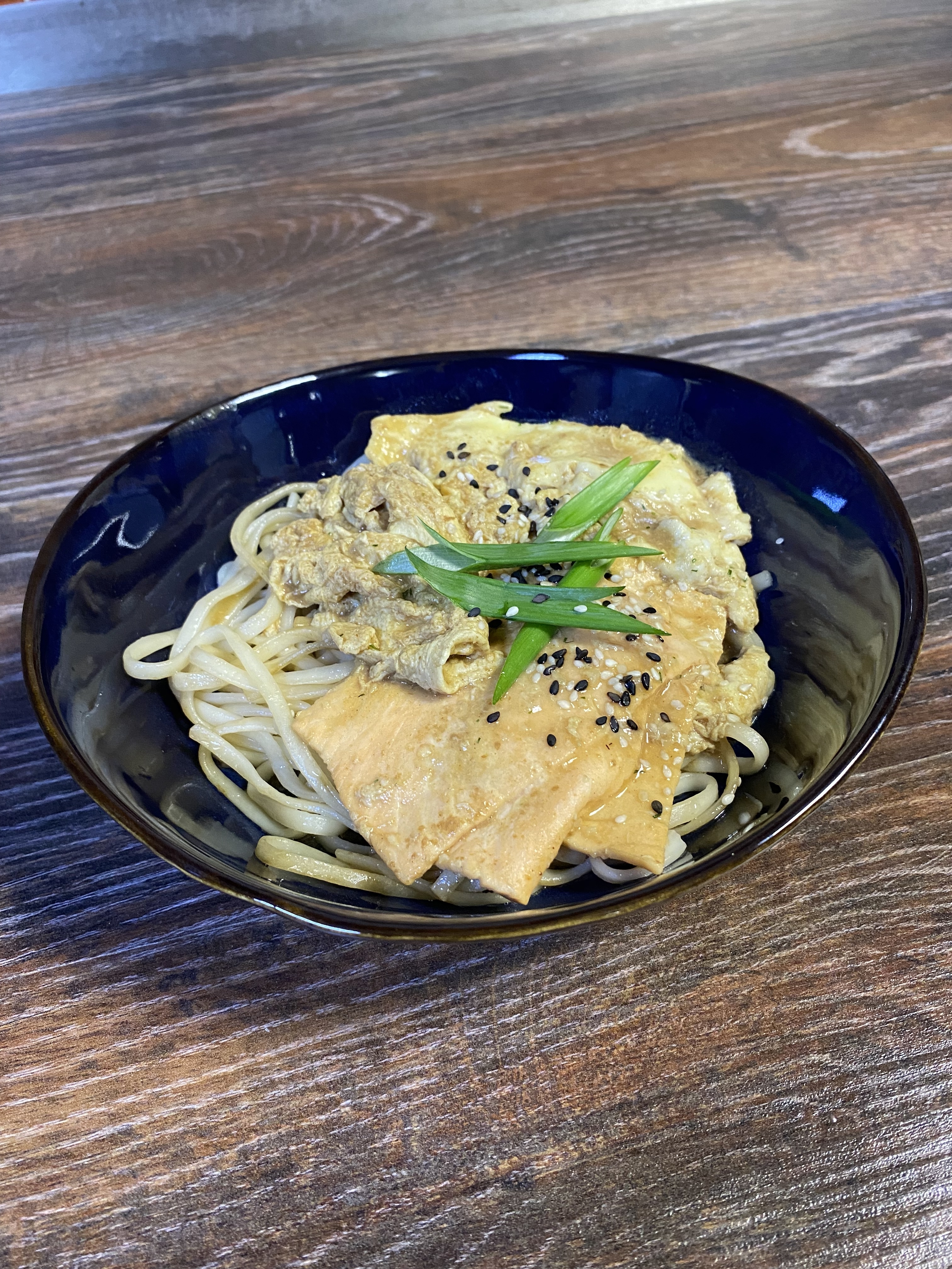 Удон с лососем