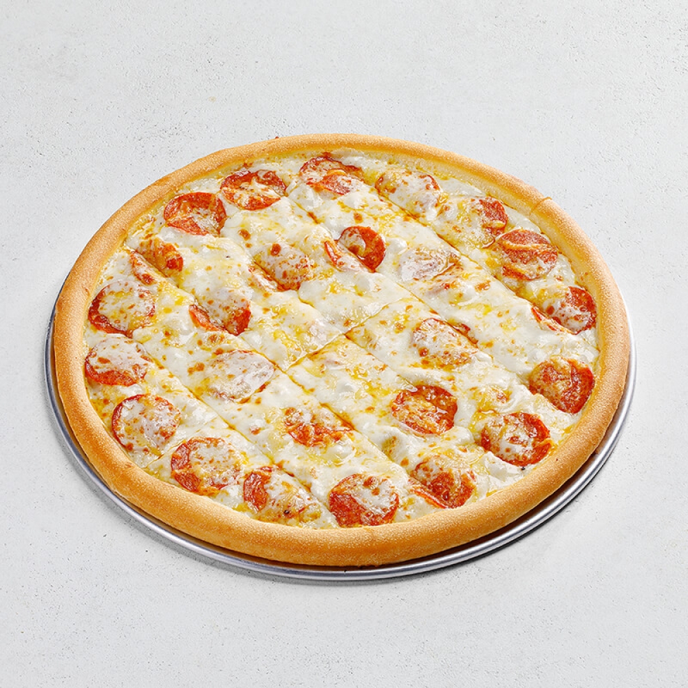 Чиззи-стики с пепперони на соусе пармеджано