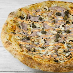 Тунец с каперсами 30 см