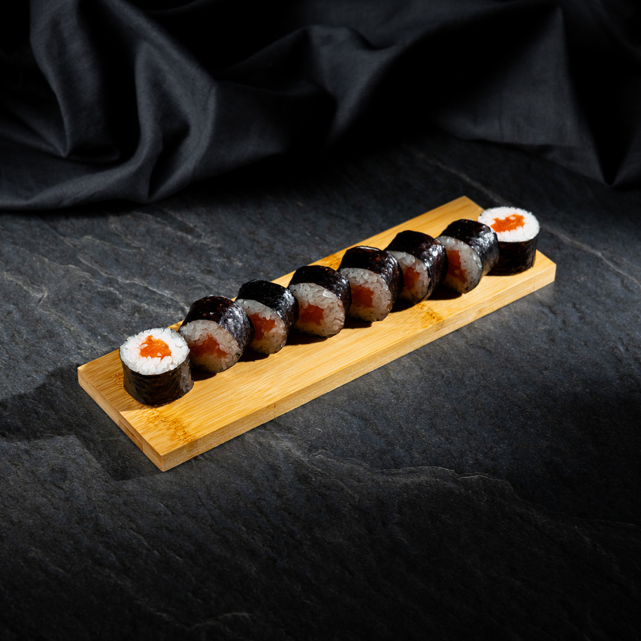 Ролл с лососем (Сяке)