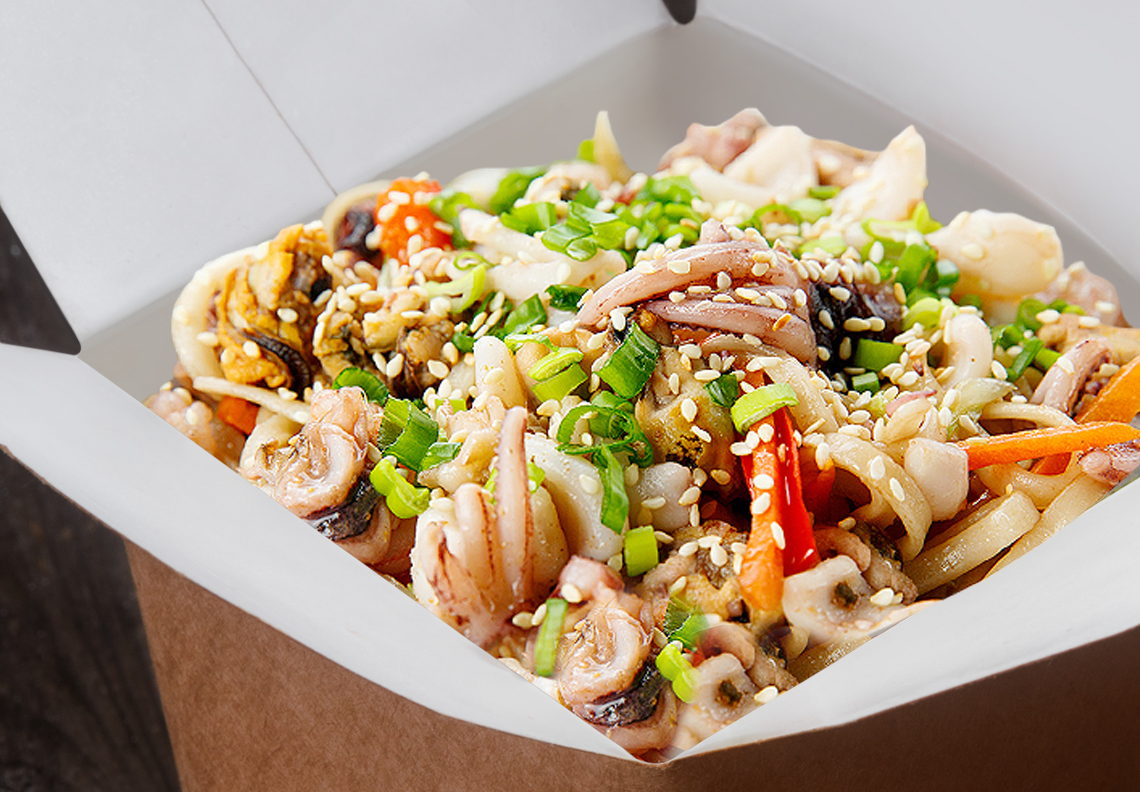 Удон с морепродуктами