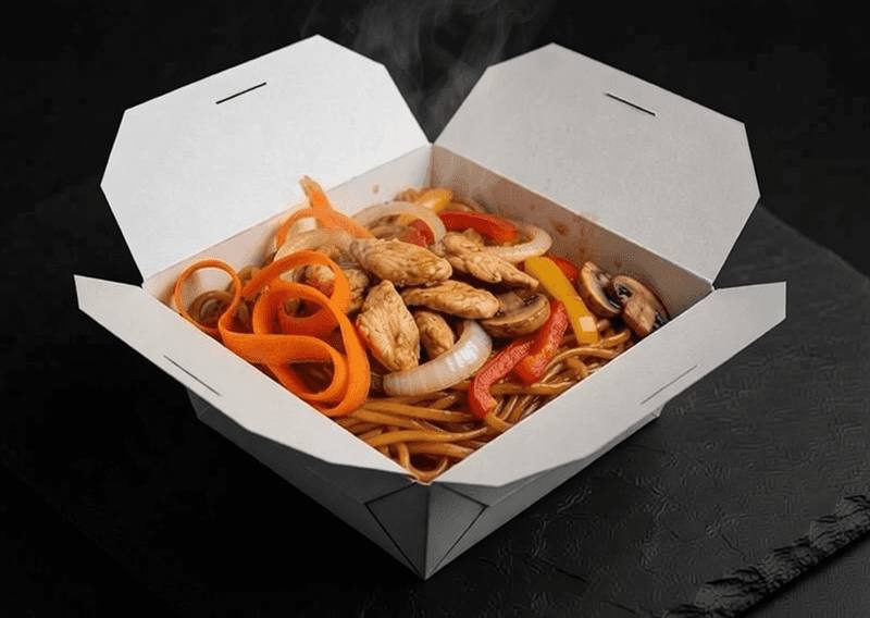 Соба с курицей 