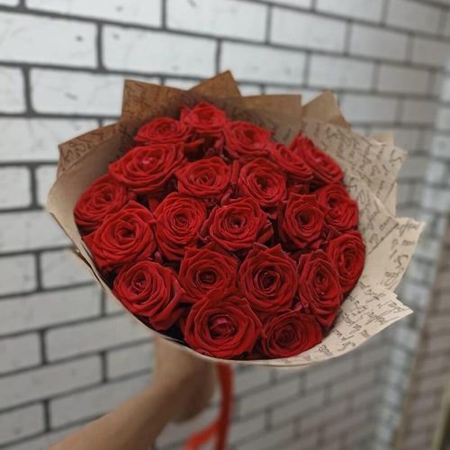 Букет из 21 красной розы