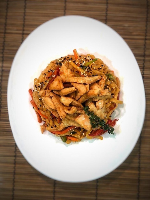 Удон с курицей