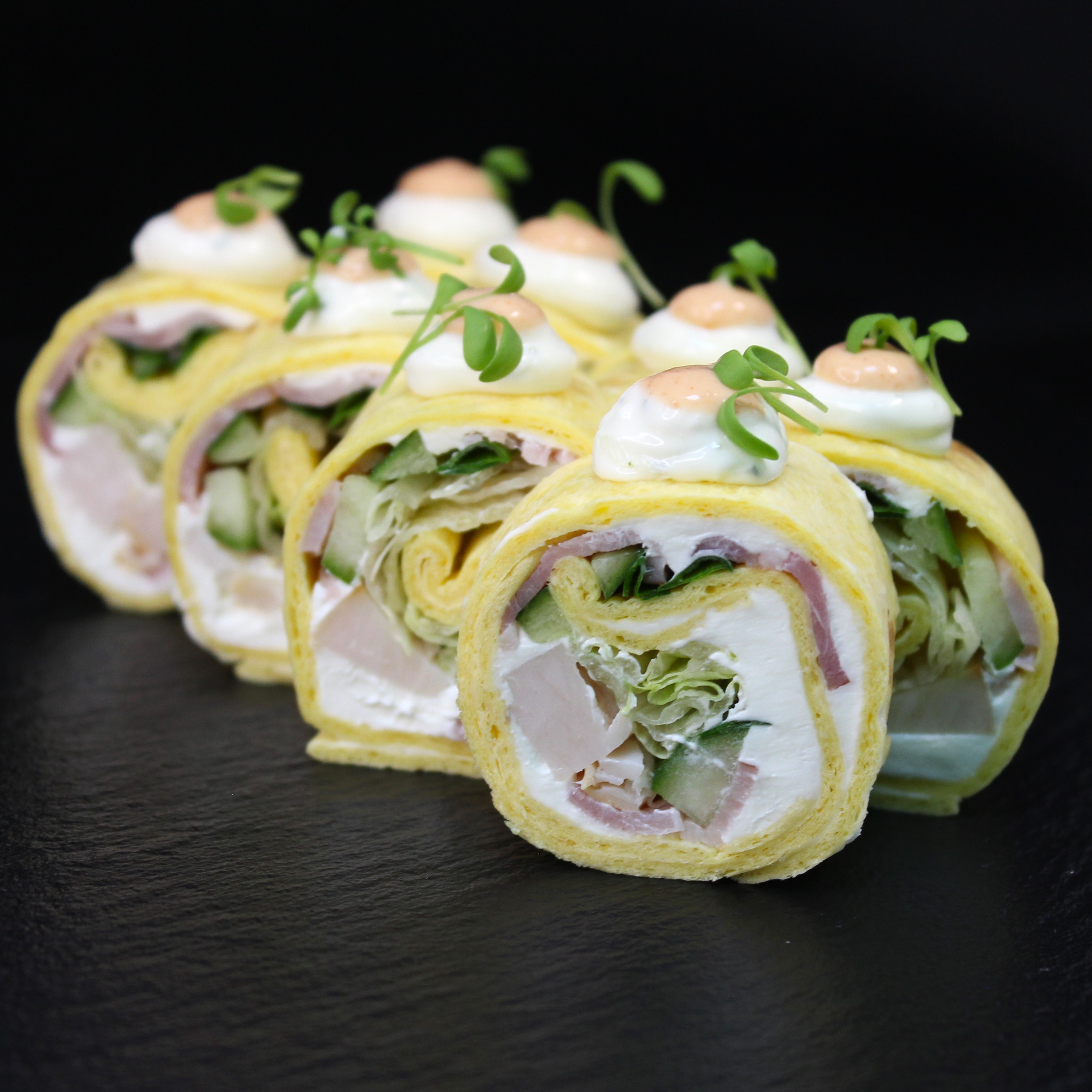 Тортилья с курицей и беконом