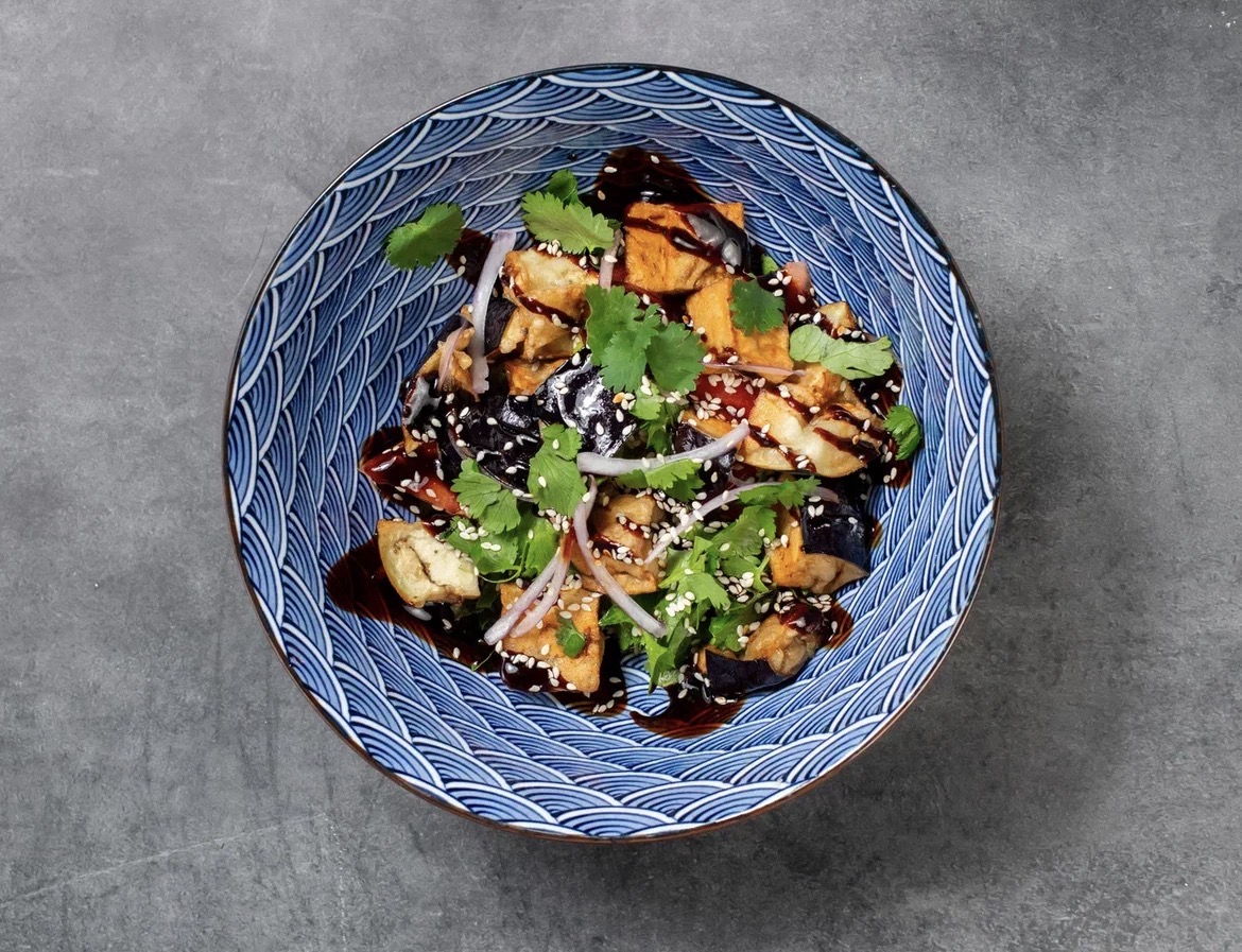 Хрустящие баклажаны с томатами