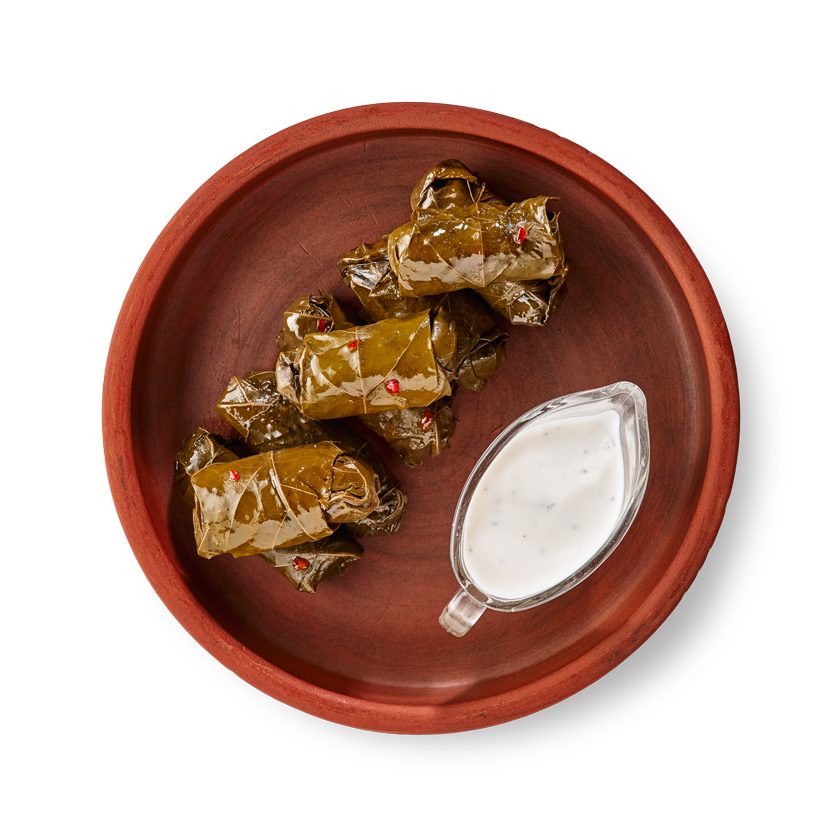 Долма с бараниной и мятным мацони