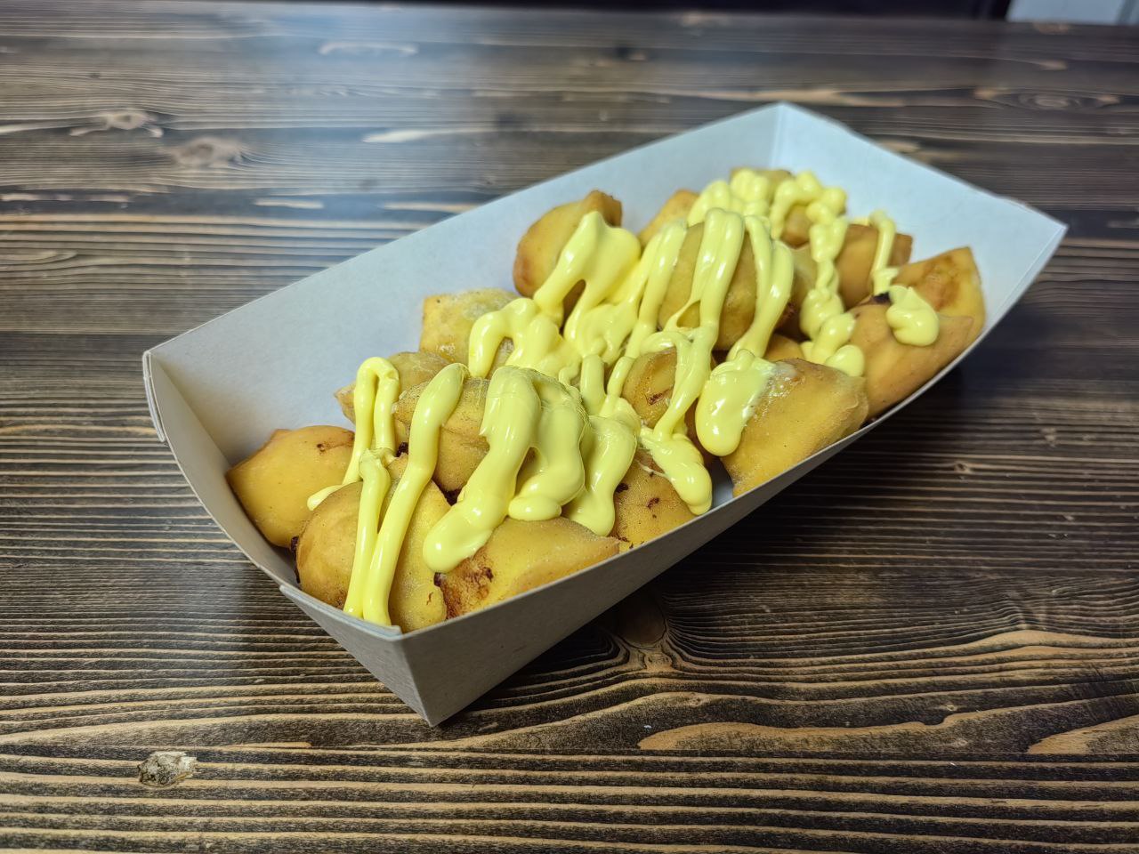 Пельмени "Пухлая курочка" с сырным соусом