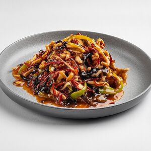 Свинина соломкой в кисло-сладком соусе малая