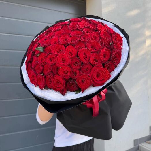 51 Роза ХИТ букет пышный стильный