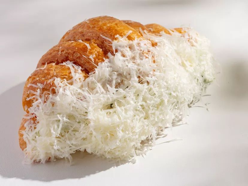 Круассан Цезарь