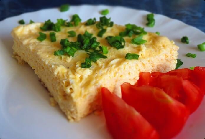 Омлет с молоком и яицами
