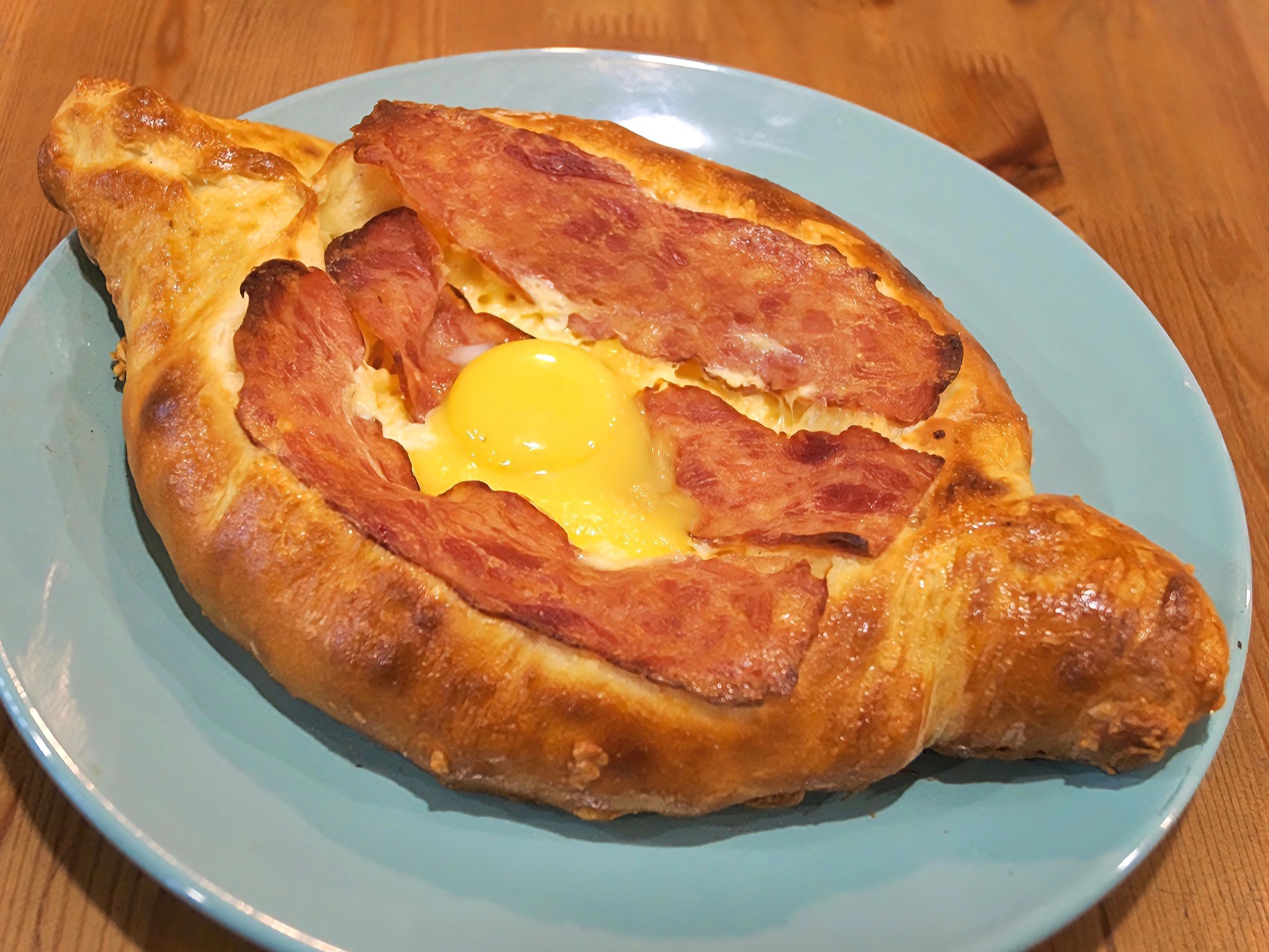 Хачапури с беконом