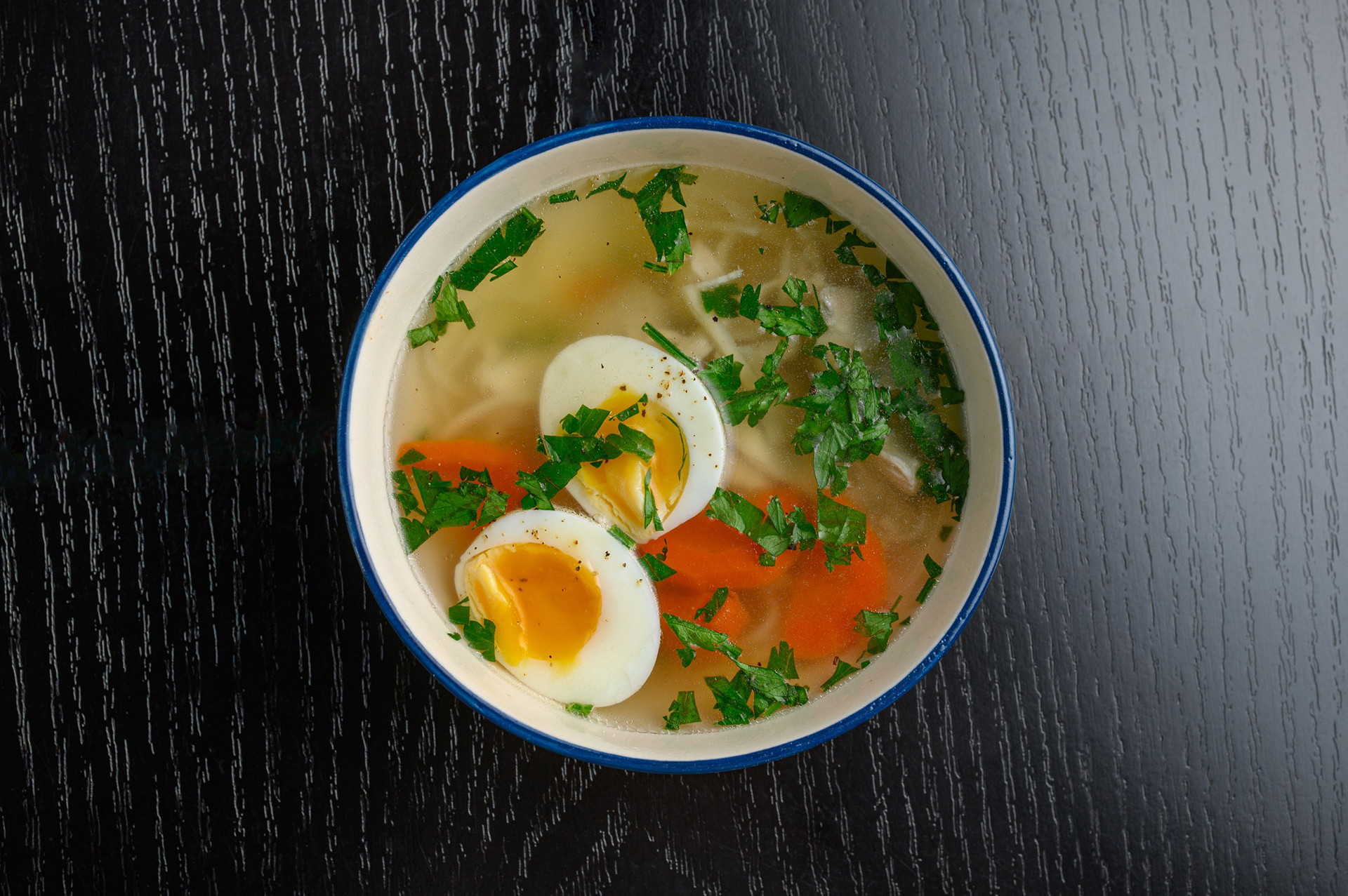 Куриный суп с лапшой