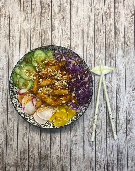Chicken боул