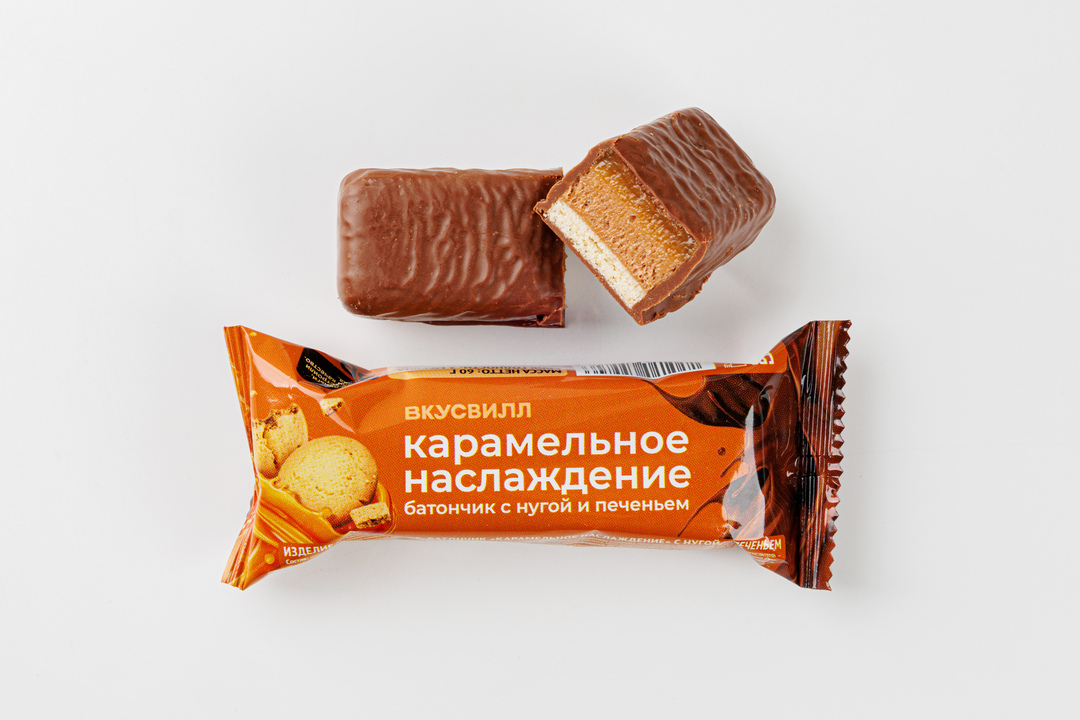 Батончик "Карамельное наслаждение" с нугой и печеньем