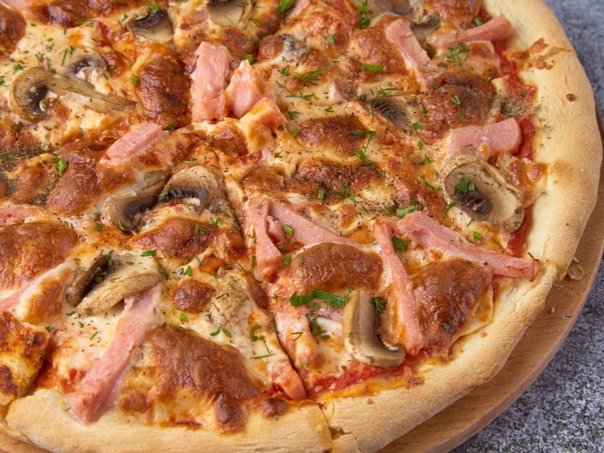 Пицца Ветчина из индейки и грибы