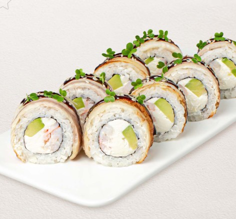 Ролл Филадельфия в угре с тигровой креветкой