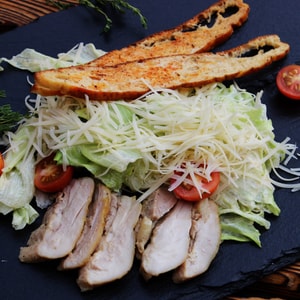 Цезарь с курицей