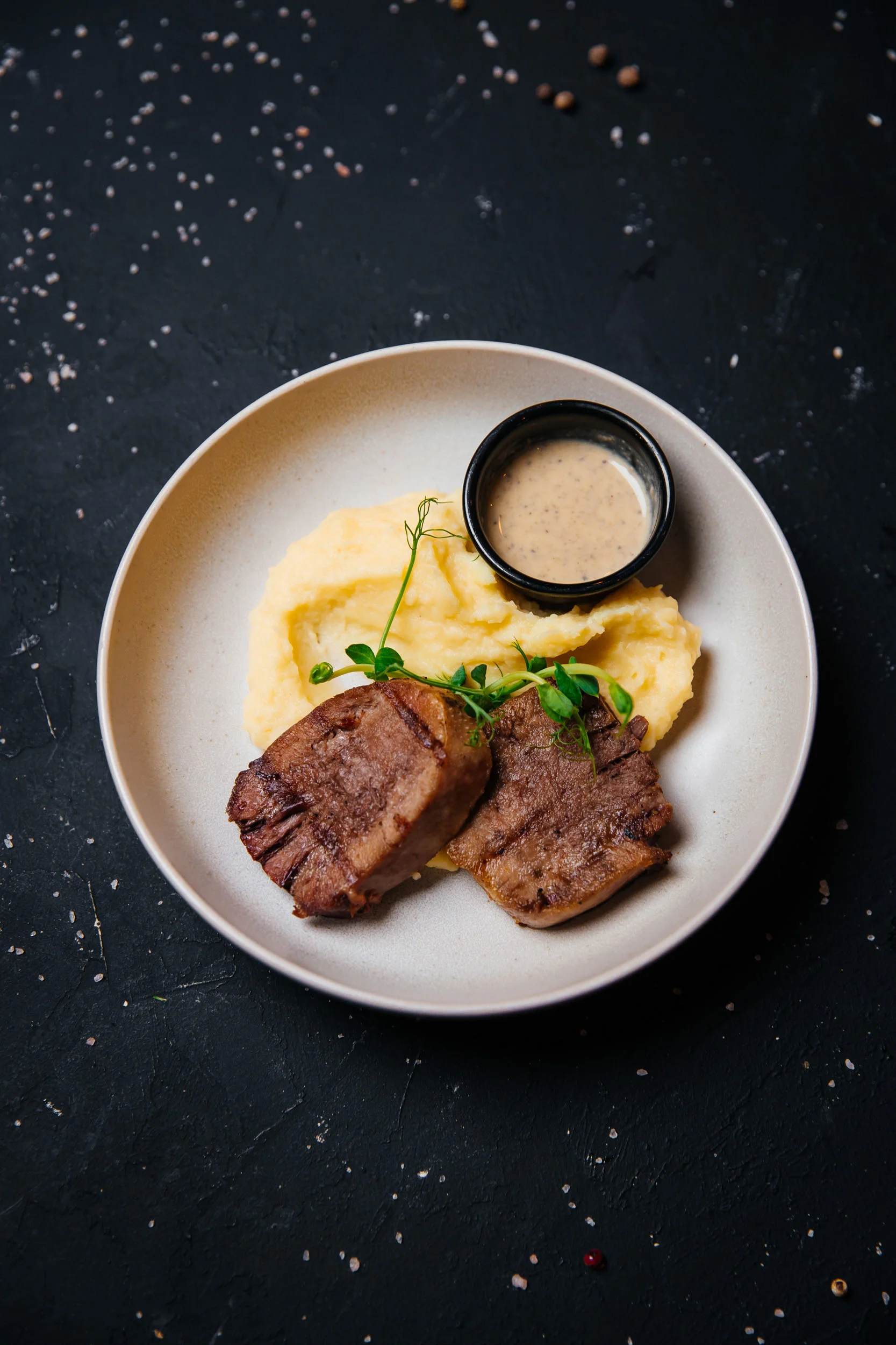 Язык-гриль: классика жанра