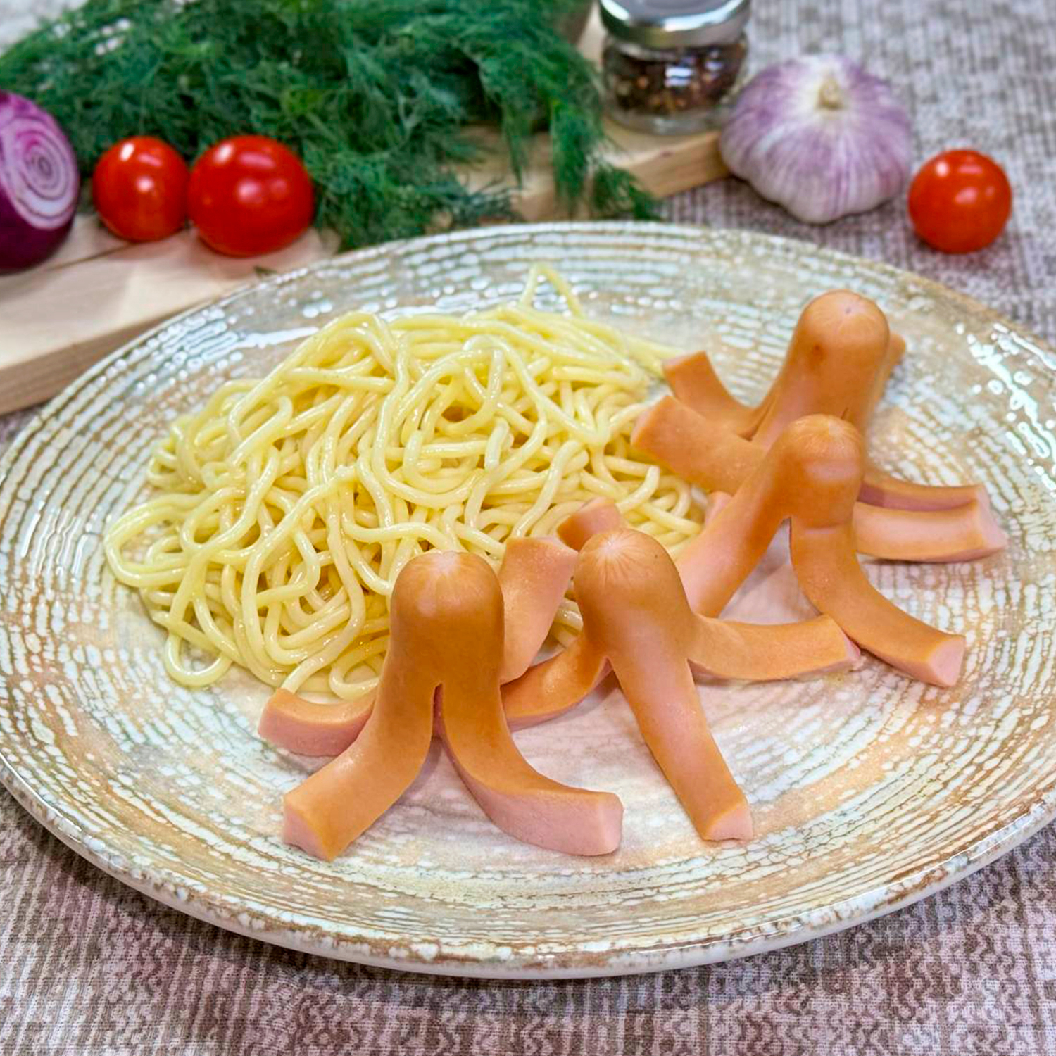 Спагетти с сосисками