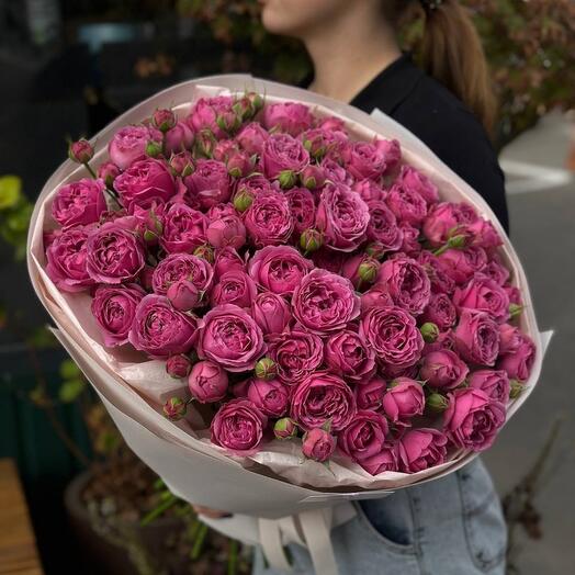 Пионовидная роза премиум