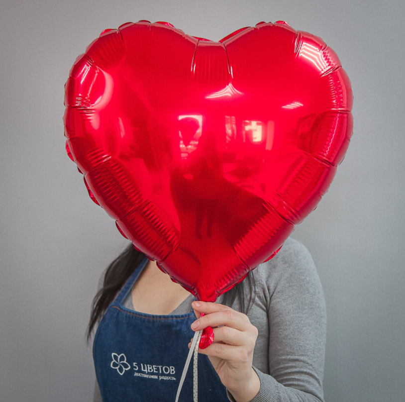 Фольгированный шар в форме сердца 1 шт