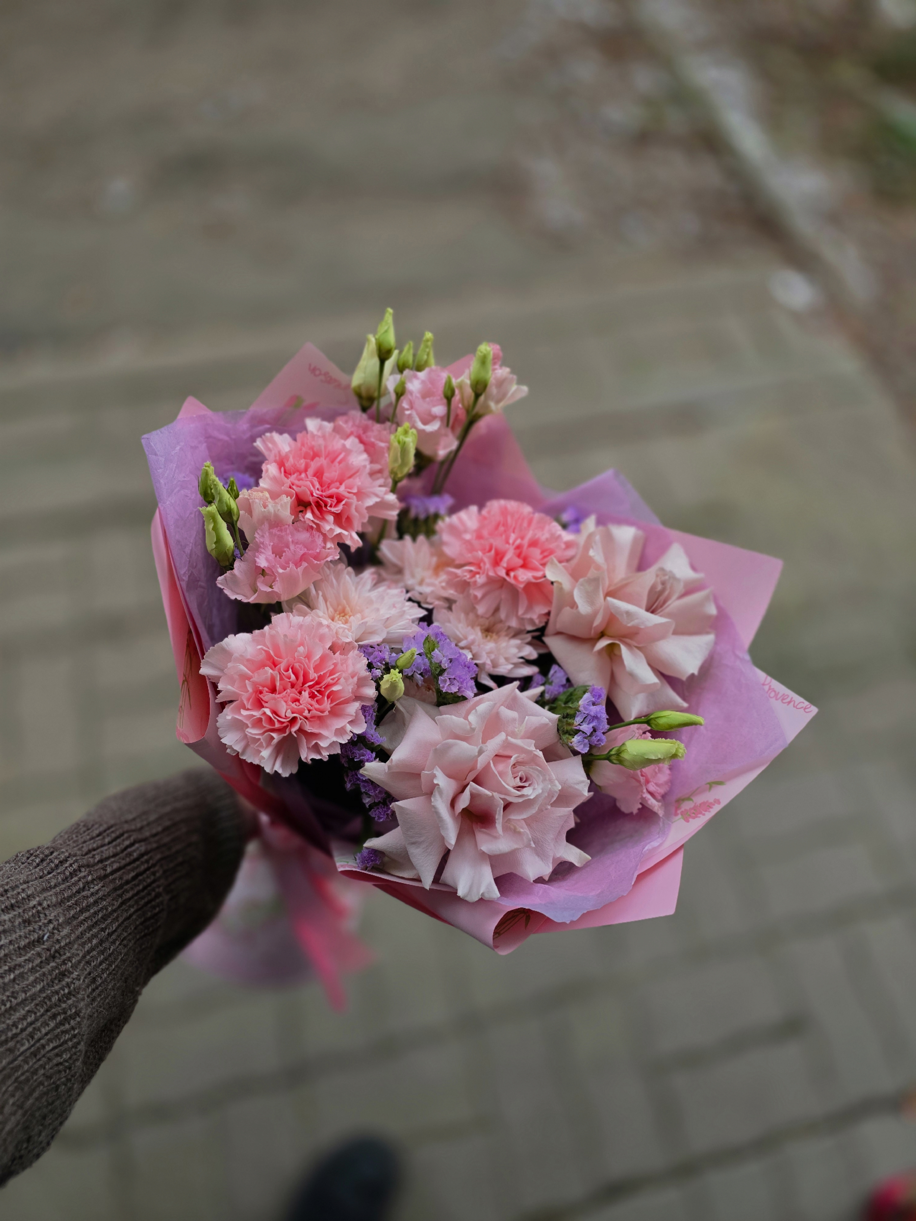 Сборный букет с французскими розами