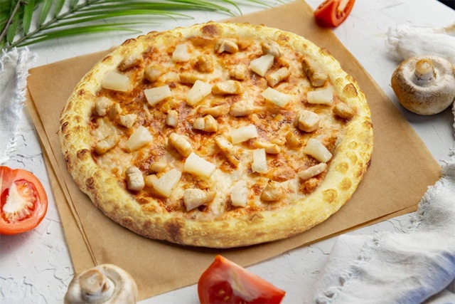 Гавайская с курицей средняя