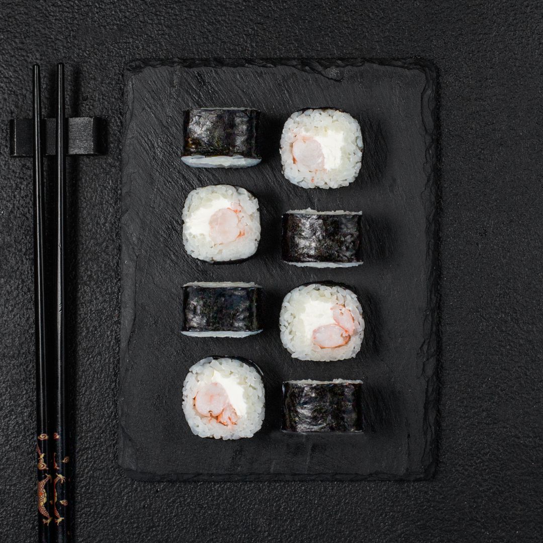 Ролл с креветкой и сыром