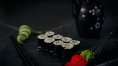 Маки-огурец