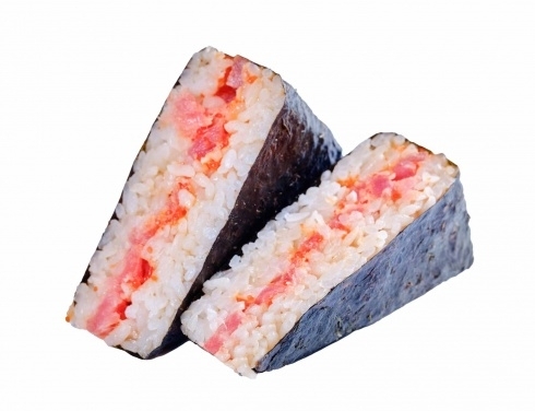 Онигири с тунцом