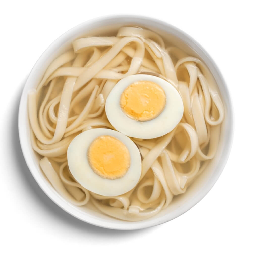 Куриный бульон с яйцом