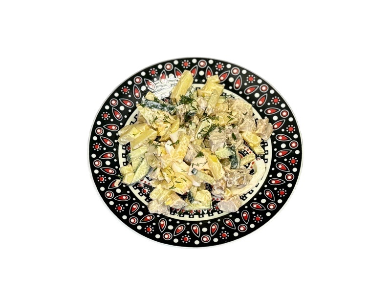 Салат с ананасом