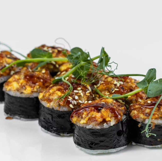 Запеченный спайси с угрем